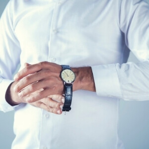 Na której ręce nosić zegarek