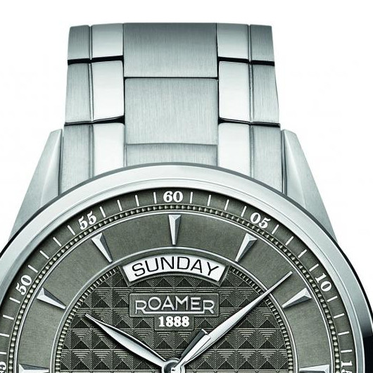 Roamer Superior Day Date 508293410550 3