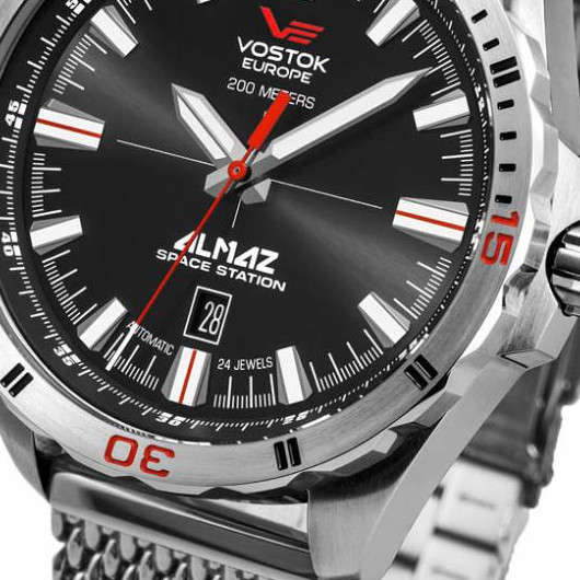 Vostok Europe Almaz NH35A320A258B 2