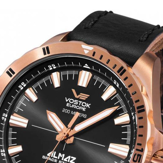 Vostok Europe Almaz NH35A320B259 3