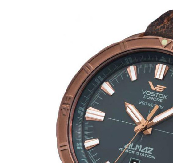 Vostok Europe Almaz NH35A320O507 4
