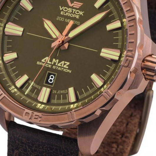 Vostok Europe Almaz NH35A320O516 2