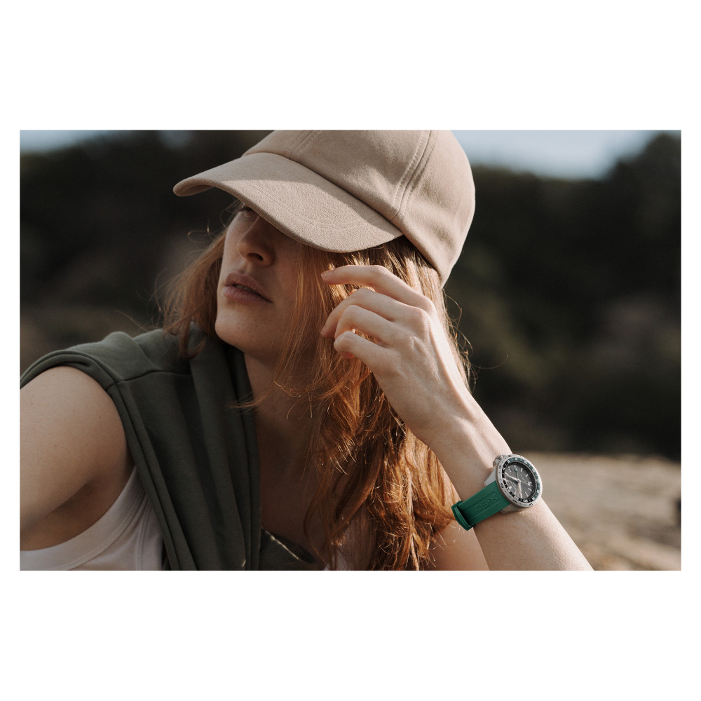 Certina C047.452.17.081.00 DS-X GMT - zegarek damski 11