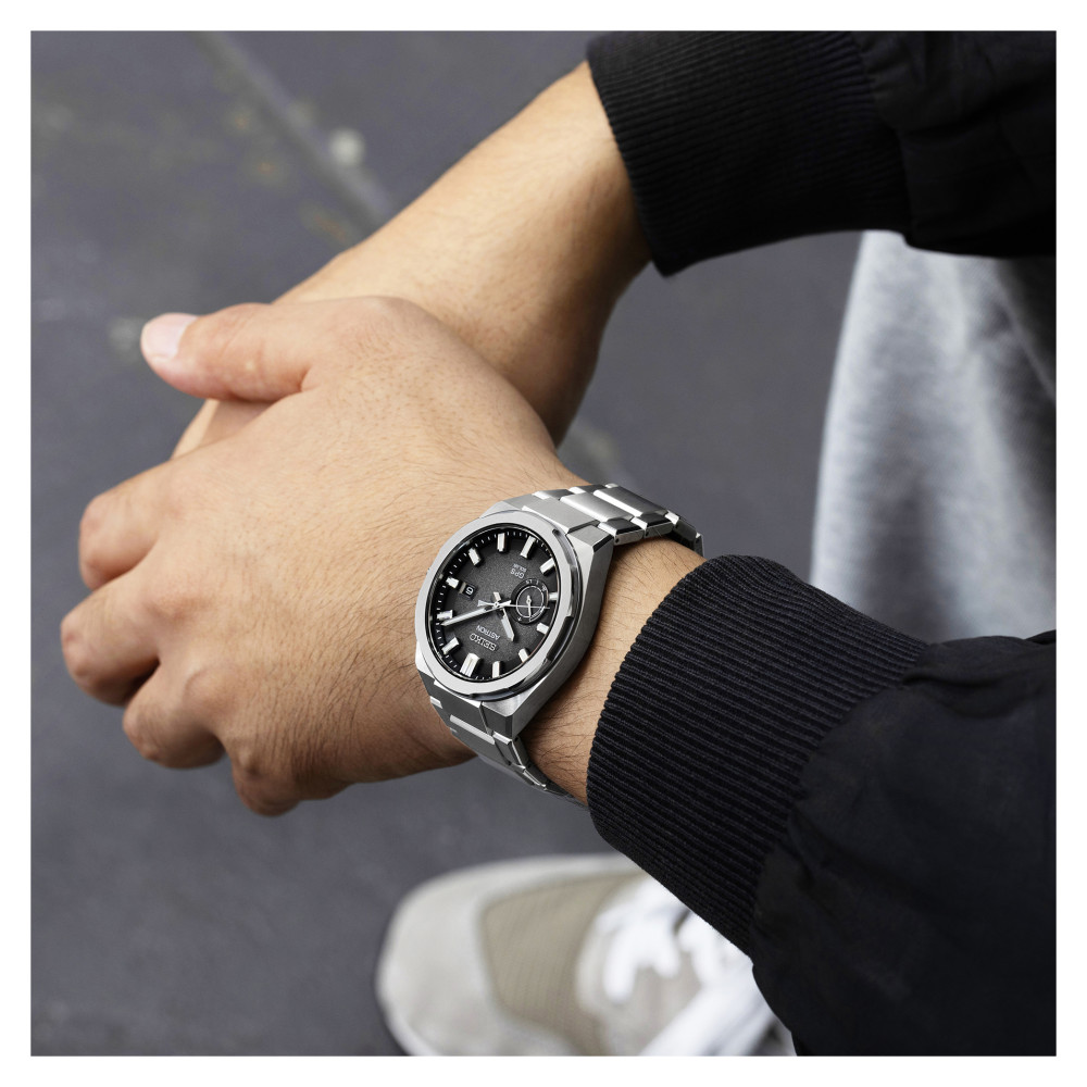 Seiko SSJ025J1 Astron GPS Solar 42mm - zegarek męski 11