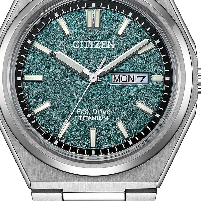 Citizen AW0130-85XC Super Titanium Eco-Drive - zegarek męski 2