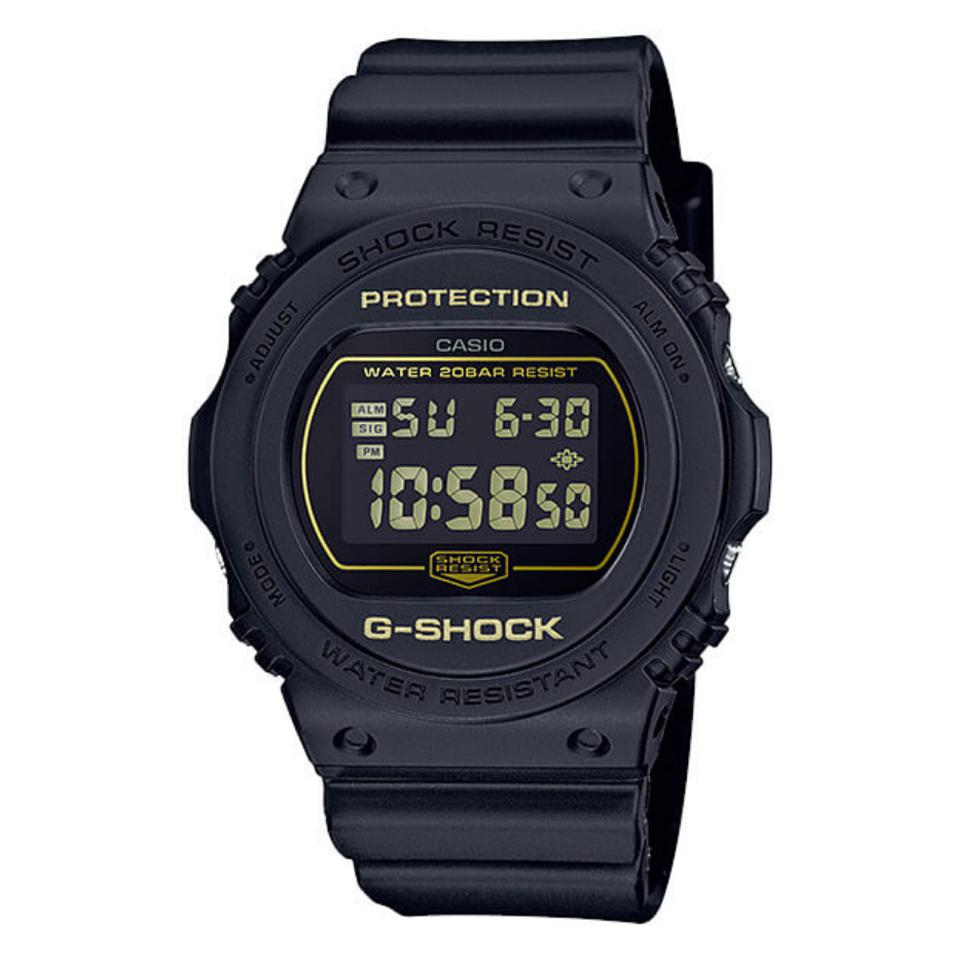 Gshock Standard Digital DW5700BBM1 1