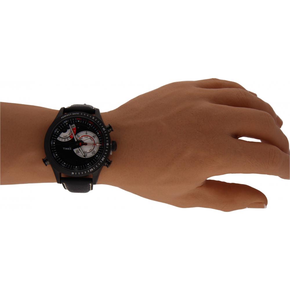 Timex ChronographMultidata TW2P72600 10